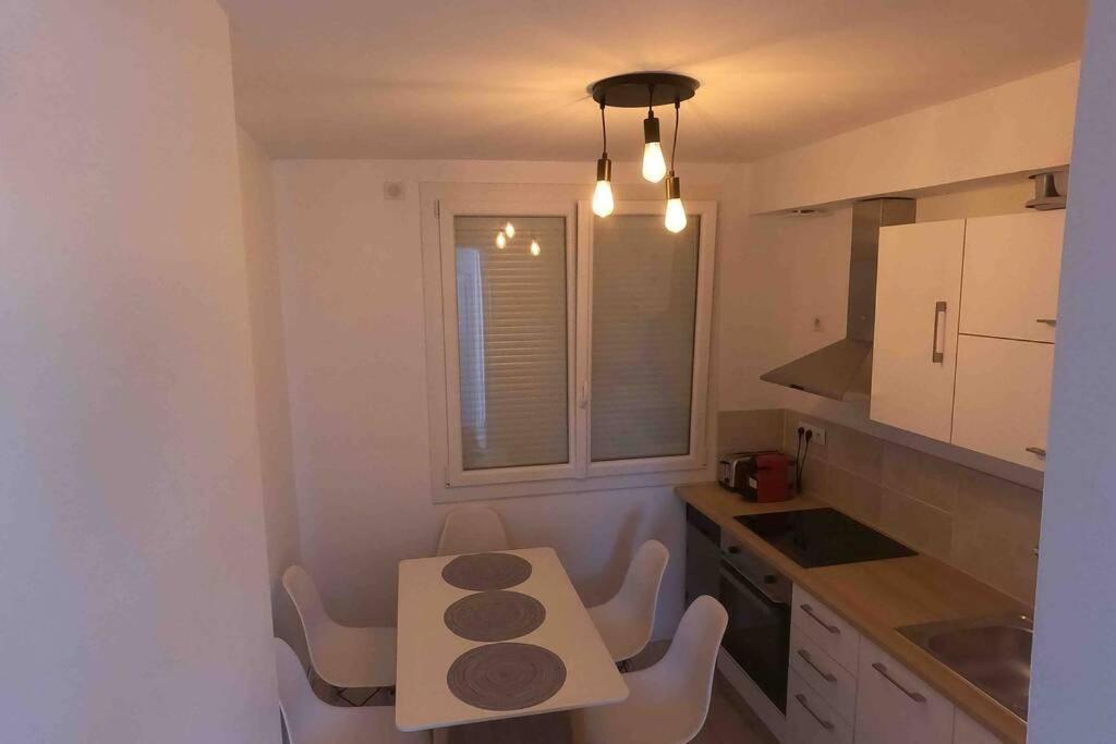 Apartament Tres Beau T4 A Frejus Plage Zewnętrze zdjęcie